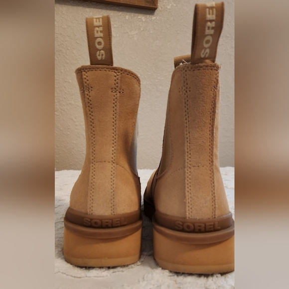 Sorel booties - Picture 3 of 7